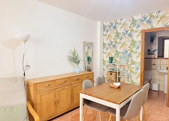 Ohana Cristianos Centro Y Playa *