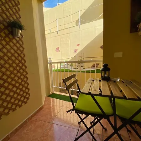 Ohana - Edificio Tonillo Los Cristianos (Tenerife)