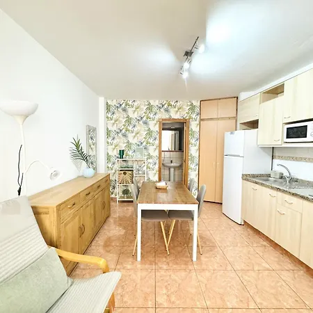 Ohana Cristianos Centro Y Playa Лос Кристианос