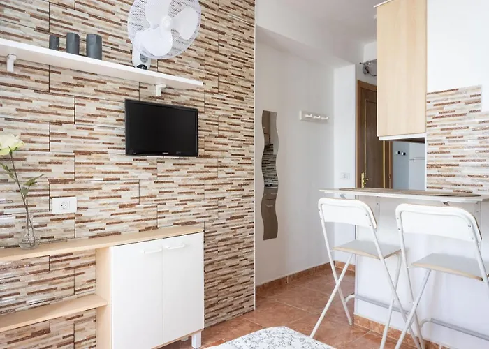 Ohana - Edificio Tonillo Los Cristianos (Tenerife)