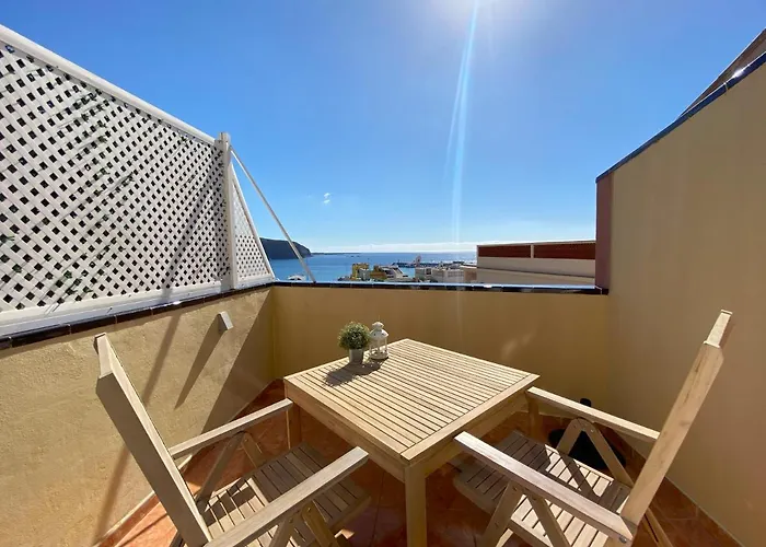 Ohana Cristianos Centro Y Playa Daire Los Cristianos (Tenerife)