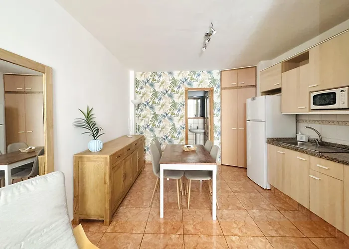 Ohana Cristianos Centro Y Playa Appartement